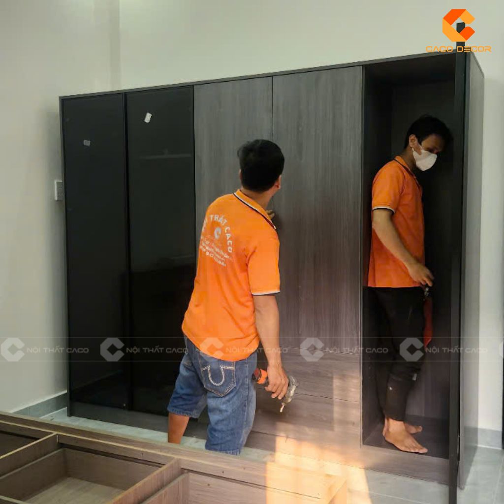 Tủ quần áo hoàn thiện combo nội thất phòng ngủ hiện đại cho anh Phong