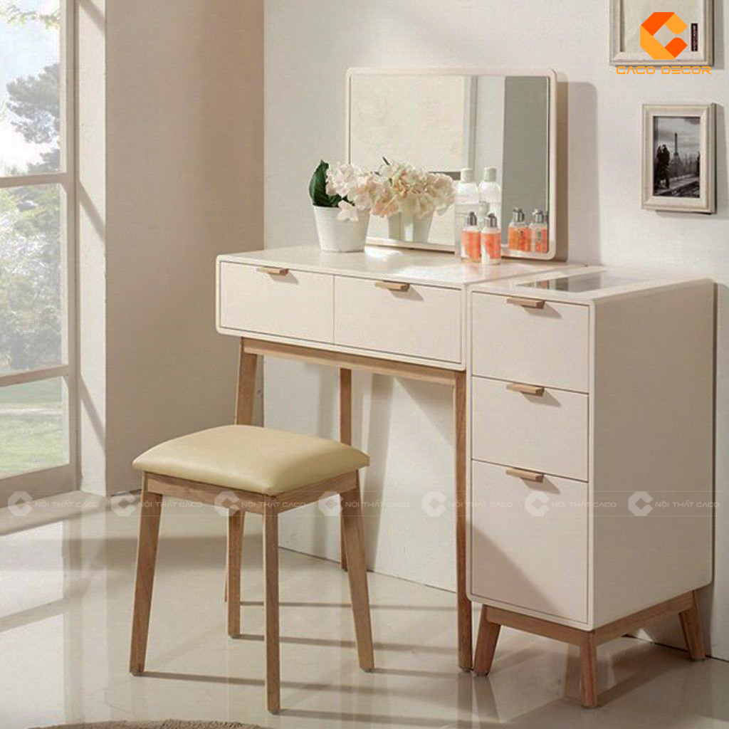 Mẫu Bàn Trang Điểm Gỗ Sang Trọng Và Tiện Ích 5