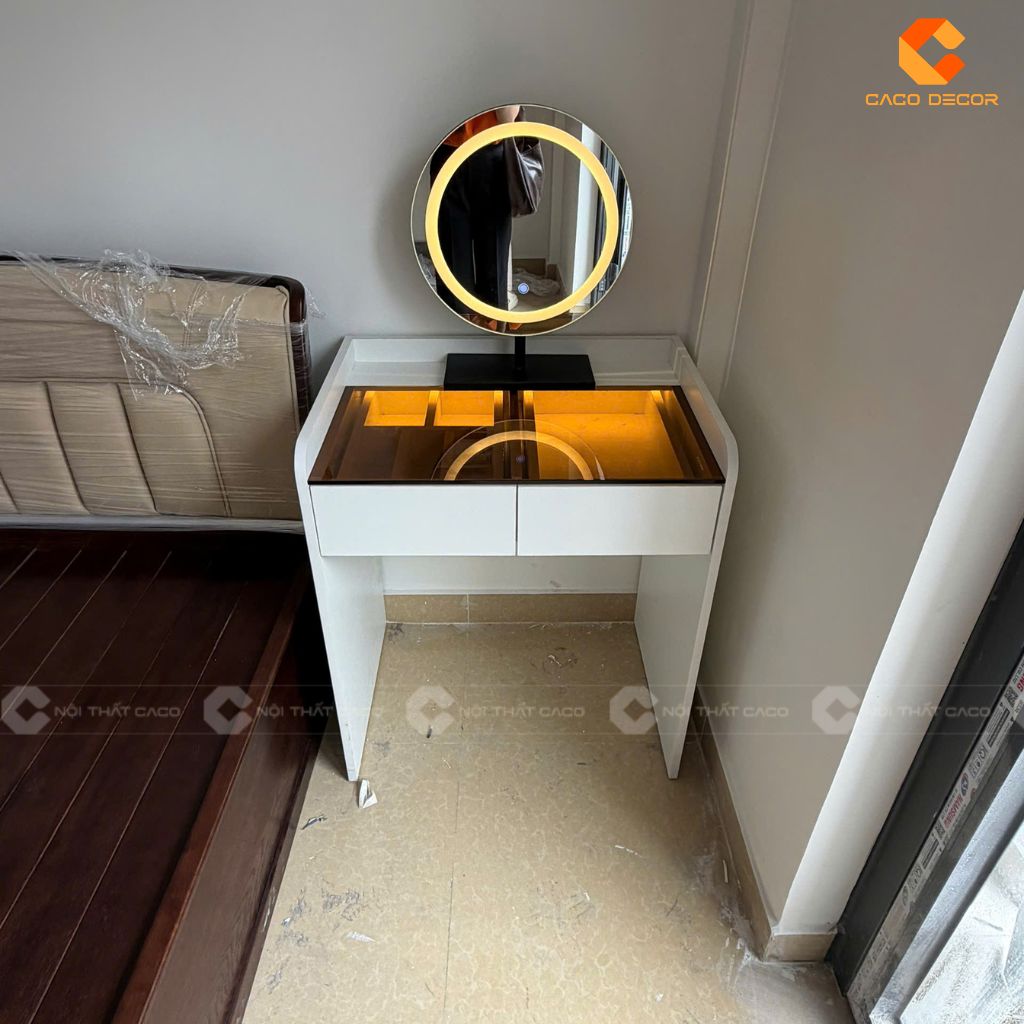 Bàn trang điểm thực tế khi bàn giao