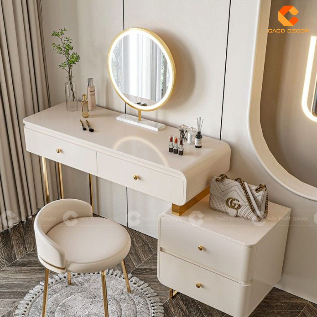 Khám Phá Các Mẫu Bàn Trang Điểm Cô Dâu Đẹp 2025 17