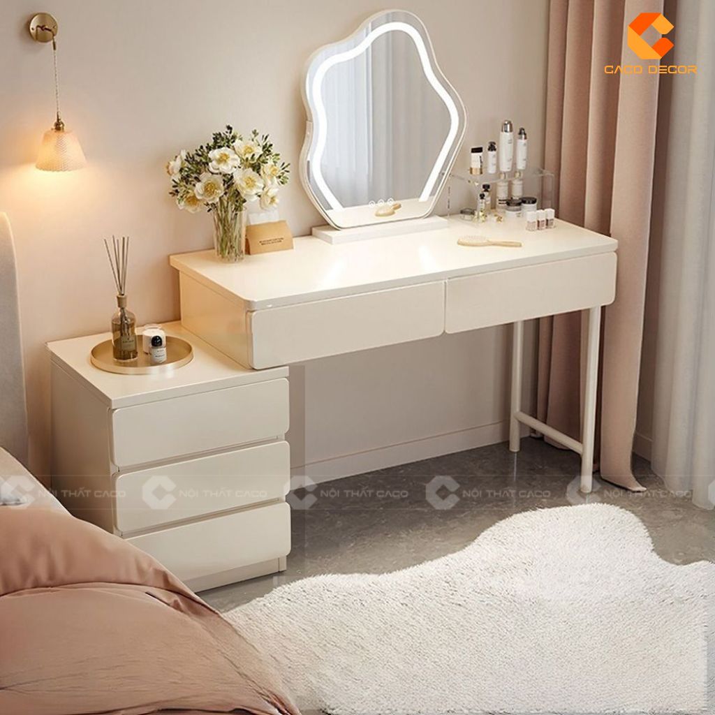 Khám Phá Các Mẫu Bàn Trang Điểm Cô Dâu Đẹp 2025 20