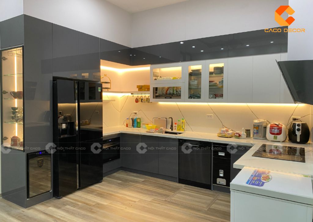 Tủ Bếp Acrylic Bóng Gương Là Gì? Ưu Điểm & Lý Do Nên Chọn Nội Thất CaCo 6