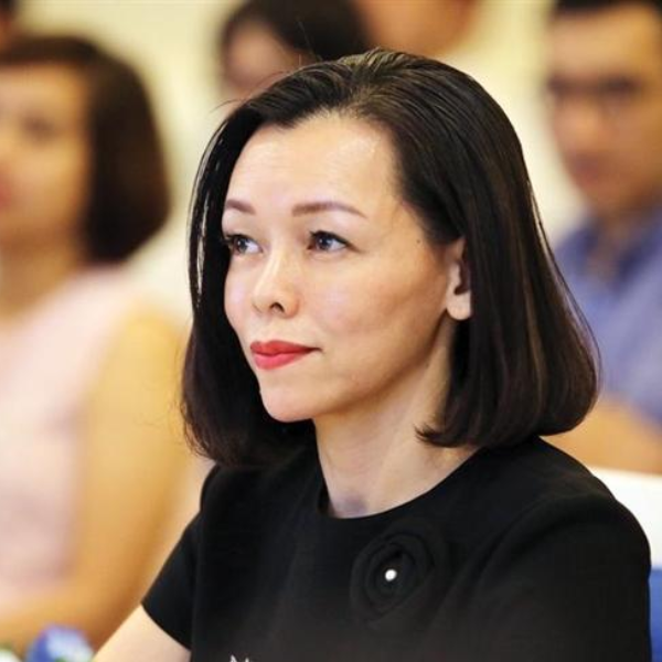 cảm nhận khách hàng Chị Xuyến về thiết kế nội thất phòng khách