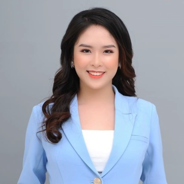 cảm nhận khách hàng Chị Quỳnh về thiết kế nội thất nhà phố